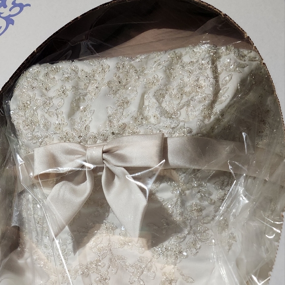 MAKE ME AN OFFER! Wedding Dress Corset Bejeweled Bodice Bow - Picture 8 of 9